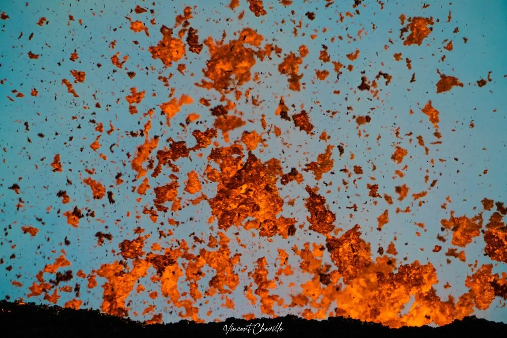 Eruption-Piton-de-la-Fournaise-le-9-Janvier-2022-2_resultat