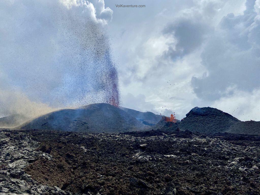 randonnees-volcaniques-piton-de-la-fournaise-ascension-guidee-du-piton-de-la-fournaise_Eruption Piton de la Fournaise le 12 Avril 2021 Benoit lincy Volkaventure (22)