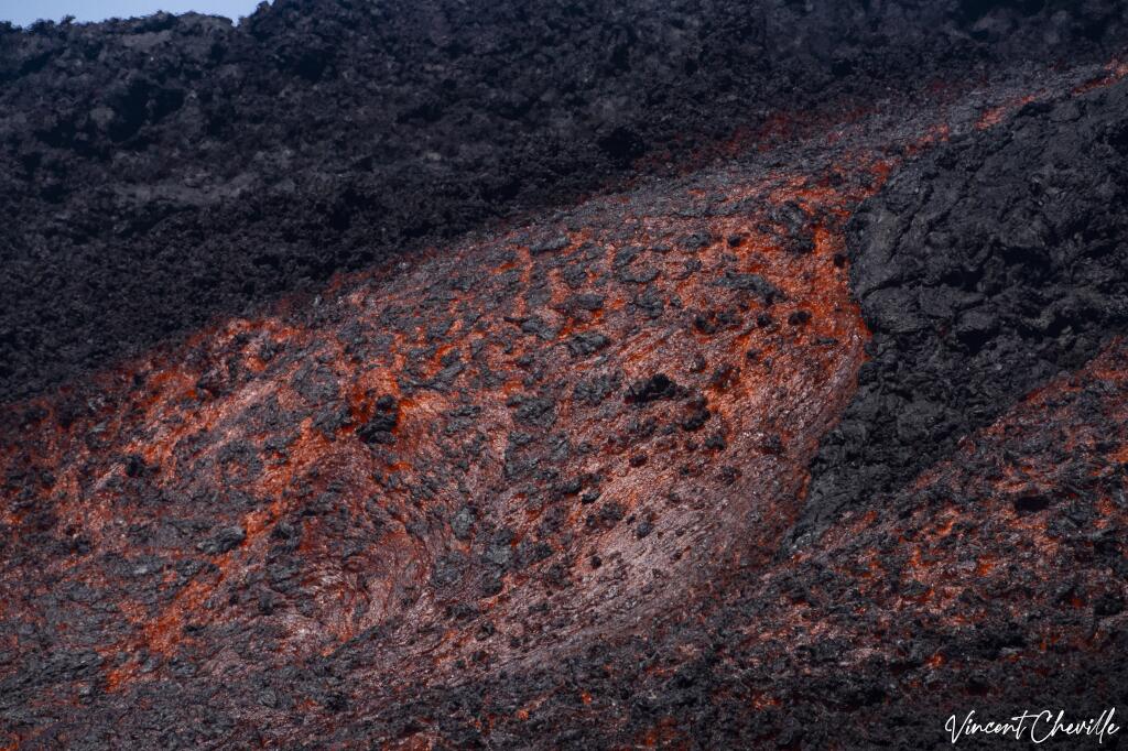 randonnees-volcaniques-piton-de-la-fournaise-ascension-guidee-du-piton-de-la-fournaise_Eruption Piton de la Fournaise le 25 Septembre 2022 (4)