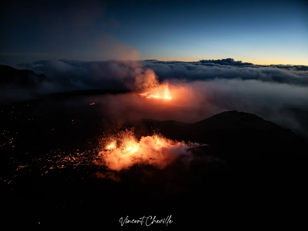 Eruption du Piton de la Fournaise après 891 jours de pause
