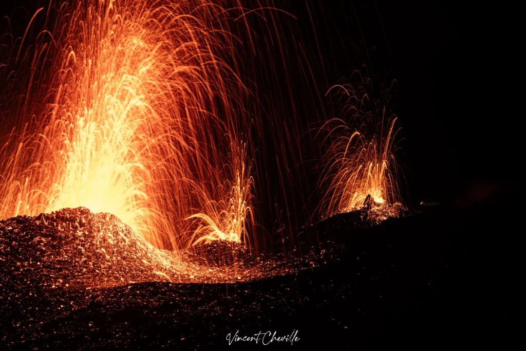 Eruption du Piton de la Fournaise après 891 jours de pause