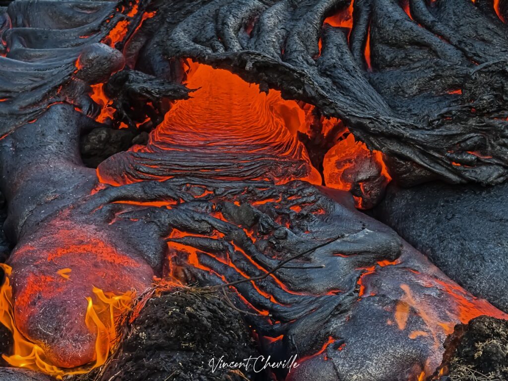 Laves Pahoehoe Piton de la Fournaise mars 2026 Volcanoexplorer.re Vincent CHEVILLE