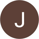 Photo de profil de Justine ESCLAVISSAT