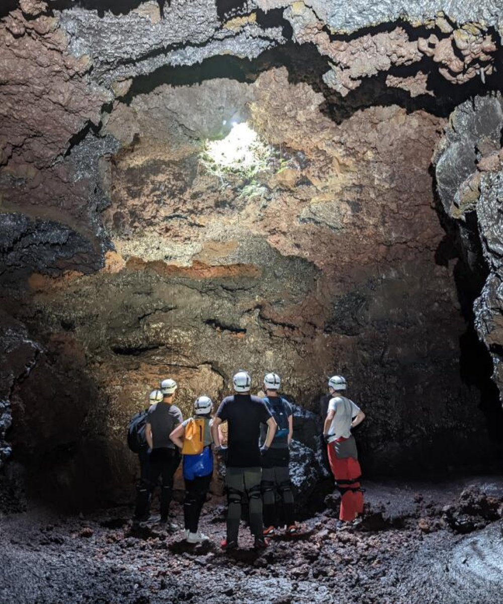 Grande Traversée tunnels de lave 2004